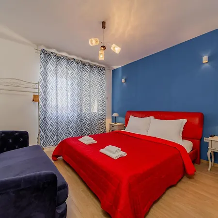 Villa Croatia Trogir, 4 Rooms, Pool 4Km Exterior photo
