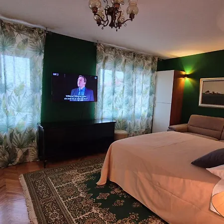 Villa Croatia Trogir, 4 Rooms, Pool 4Km Exterior photo