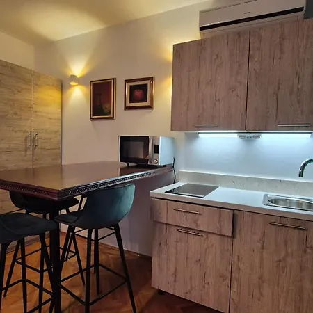 Villa Croatia Trogir, 4 Rooms, Pool 4Km Exterior photo