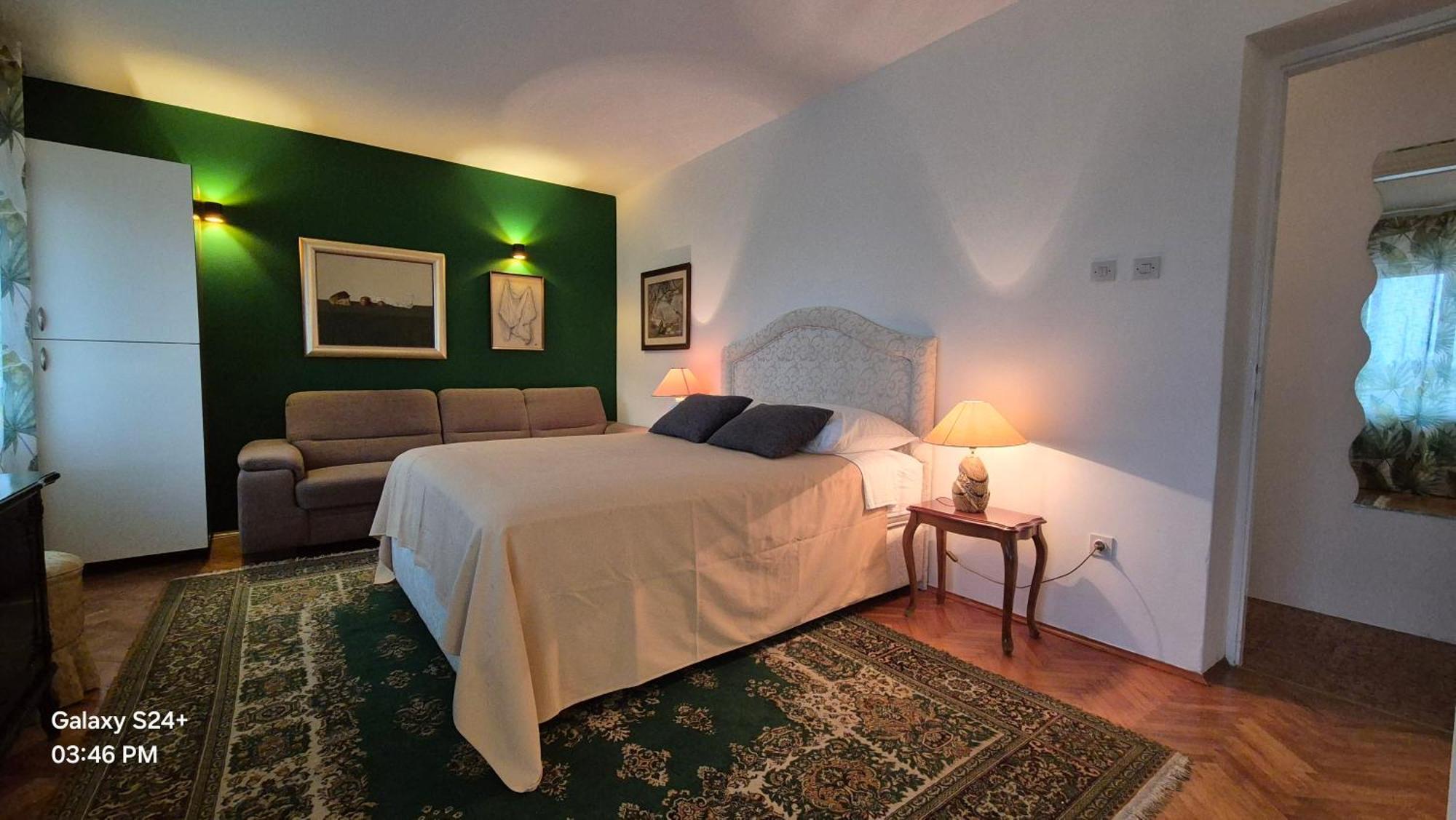 Appartamento Croatia Trogir, 4 Rooms, Pool 4km *