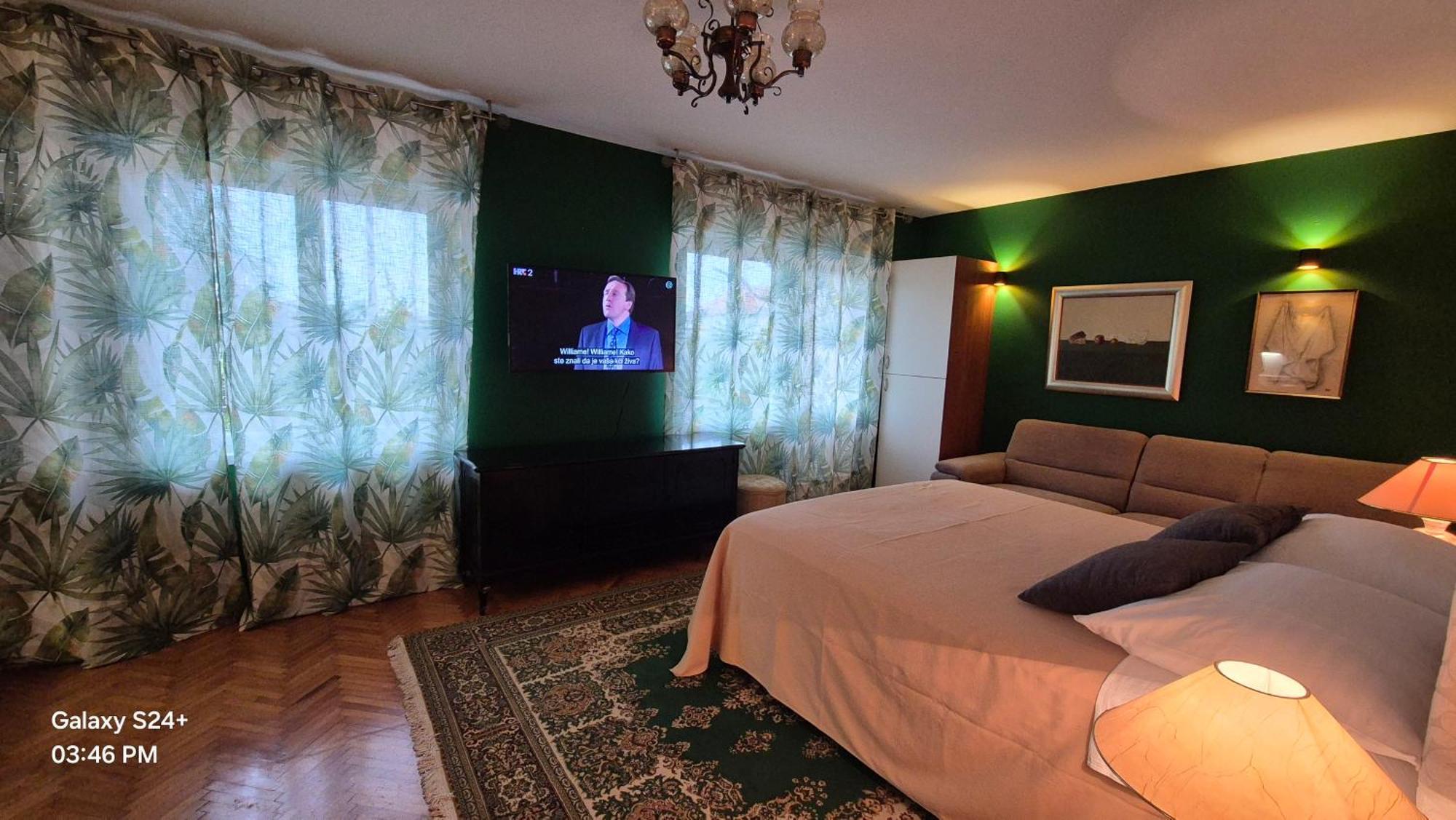 Apartmán Croatia Trogir, 4 Rooms, Pool 4km *